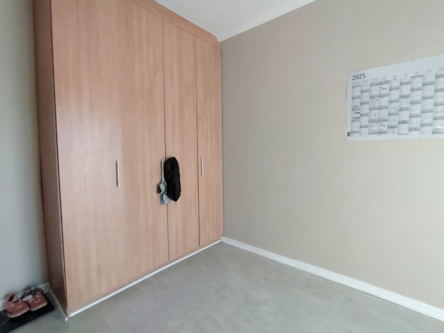 3 Bedroom Property for Sale in Langenhovenpark Free State